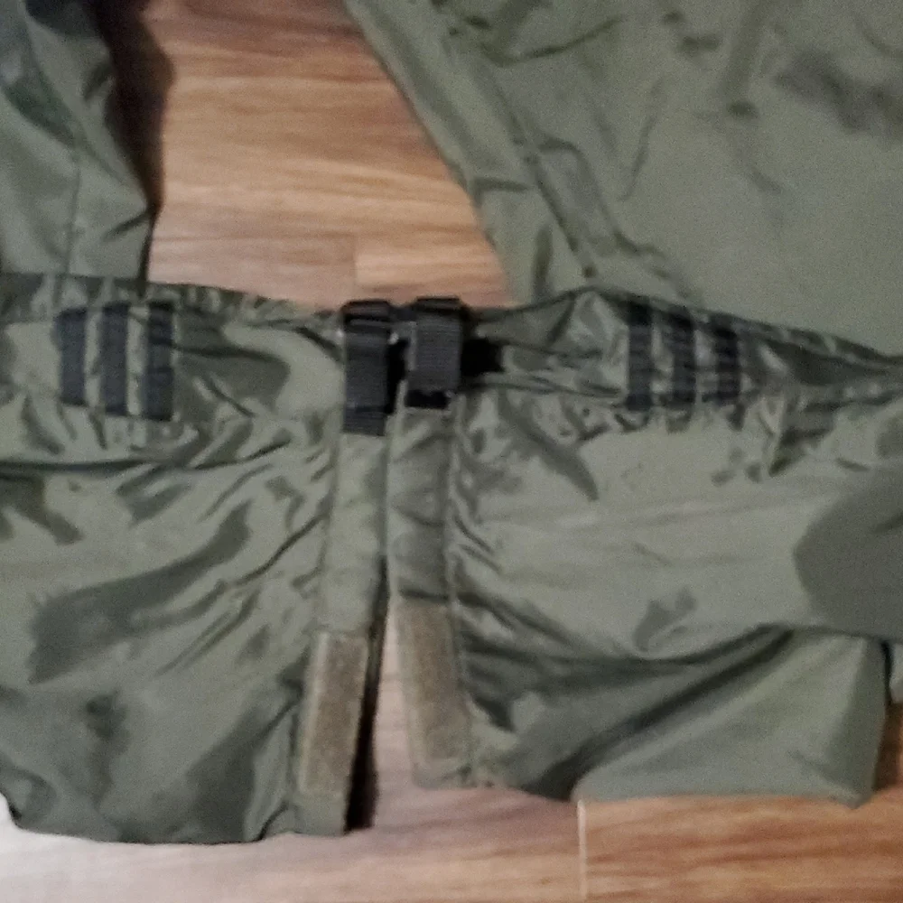 adidas Forest Green Joggers - Picture 7 of 8